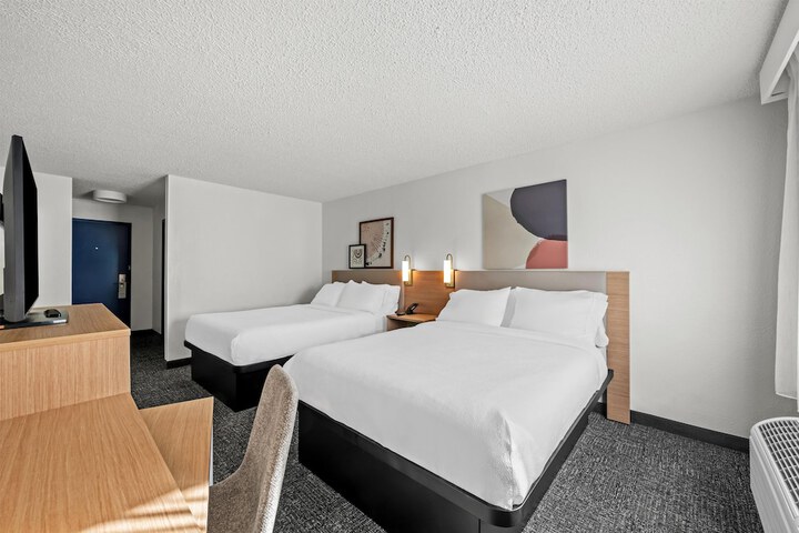 Spark by Hilton Cleveland Beachwood