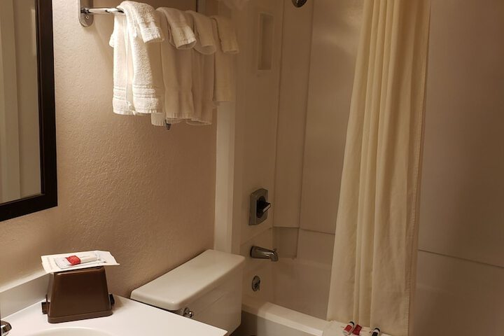 Room 13 of 51