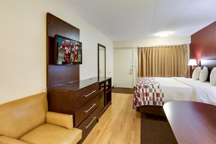 Room 13 of 40