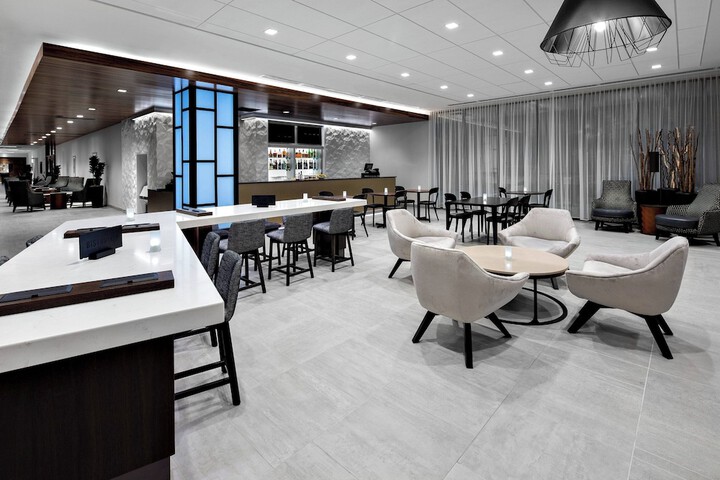 Courtyard by Marriott Knoxville Downtown