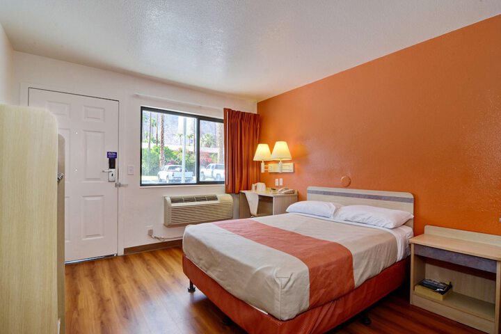 Room 44 of 57