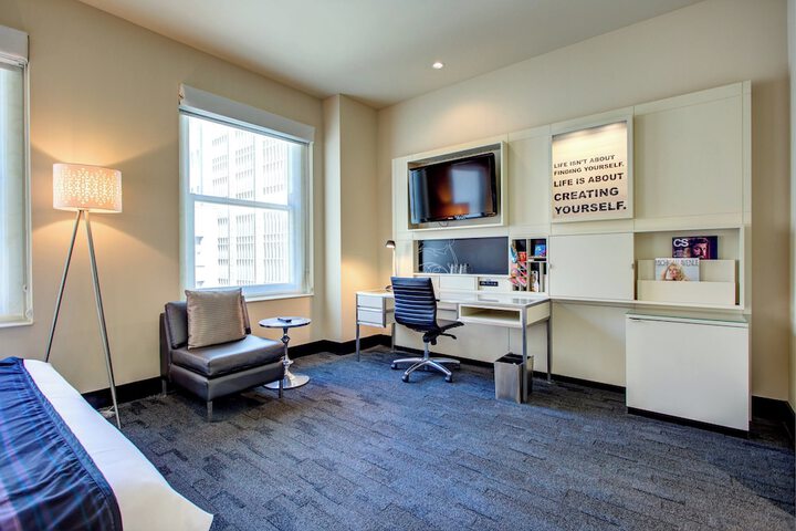 Room 57 of 112