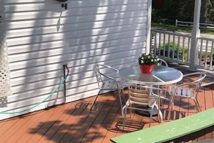 Sundeck 83 of 120