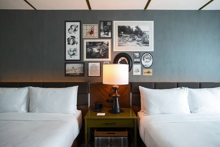 Room 31 of 103