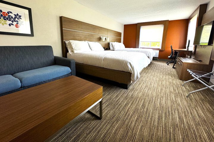 Room 30 of 109