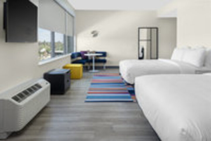 Room 303 of 462