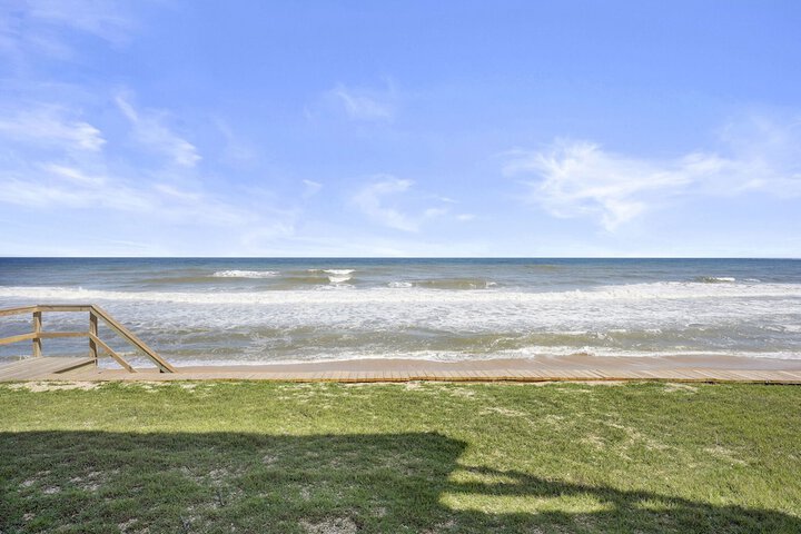 Beach 43 of 51