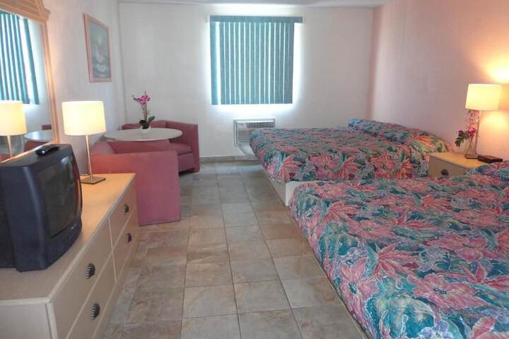 Room 12 of 26