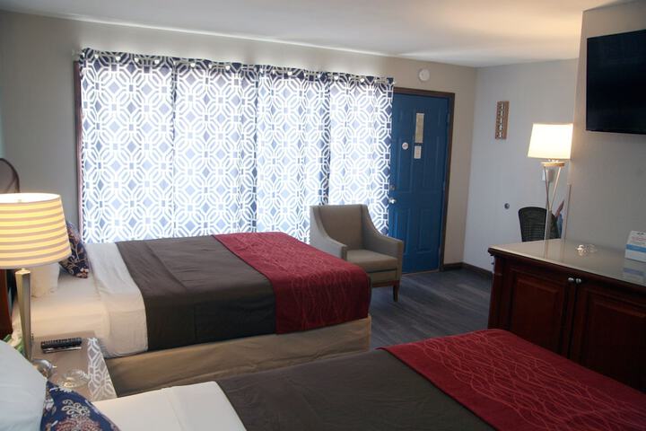 Room 64 of 71