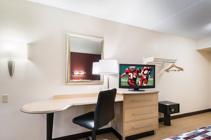 Room 19 of 35