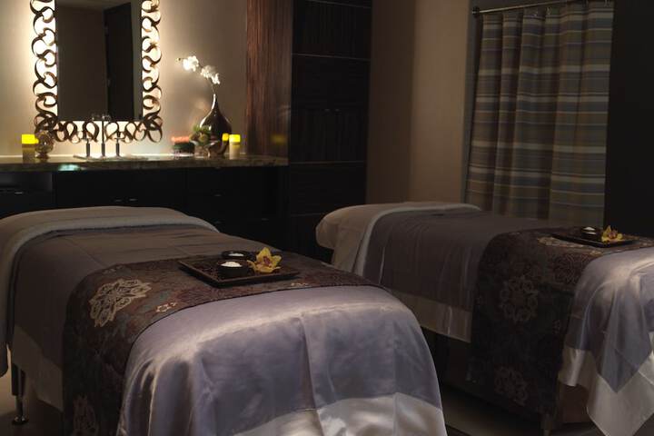 Hilton Anatole