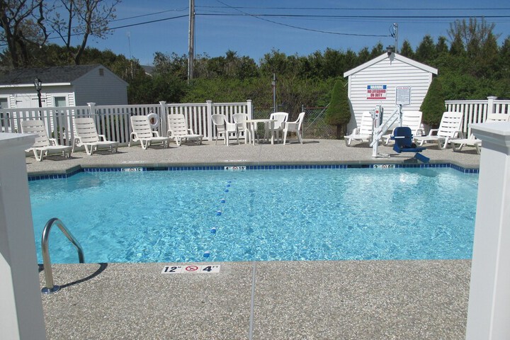 Long Beach Motor Inn