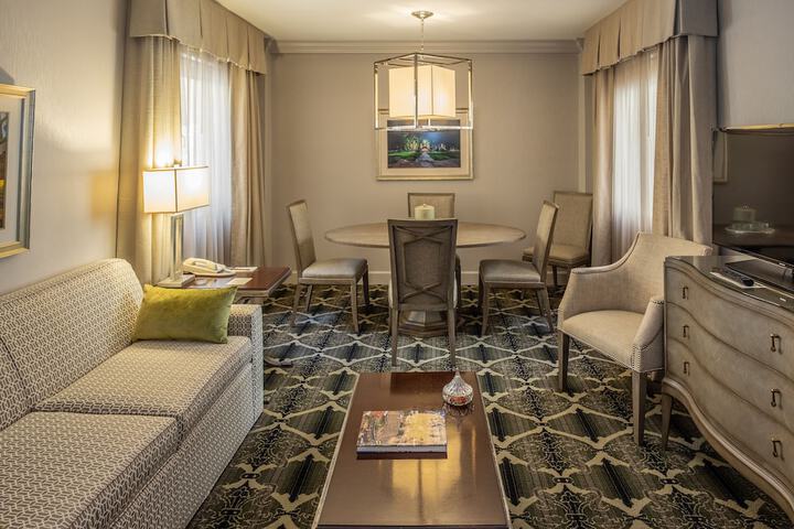 Room 20 of 39