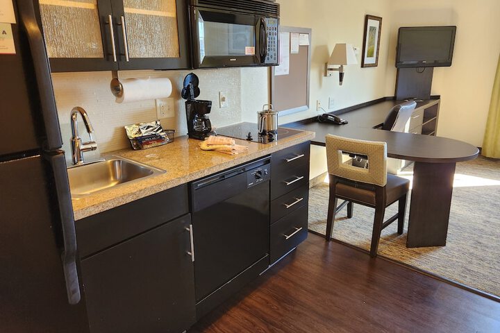 Candlewood Suites Greenville NC by IHG