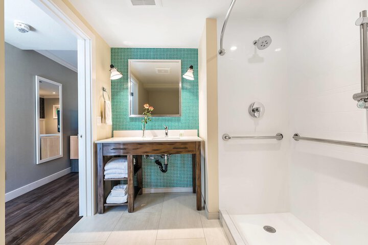 UpValley Inn & Hot Springs Napa Valley an Ascend Collection Hotel