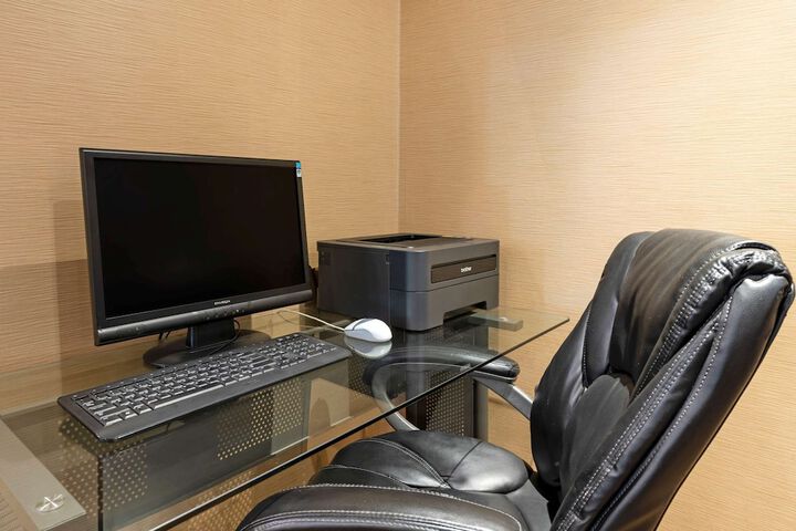 Business Center 64 of 64