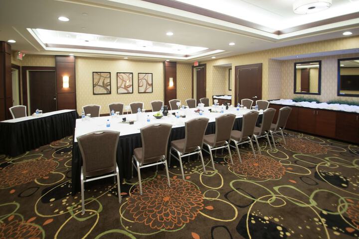 Embassy Suites by Hilton Fayetteville Fort Bragg