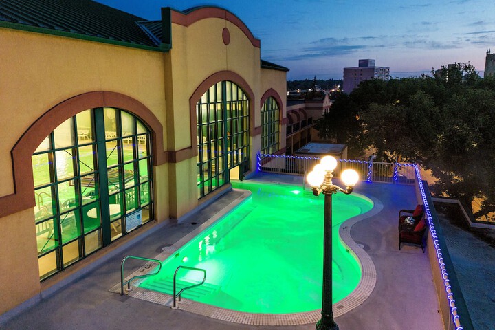Pool 7 of 38