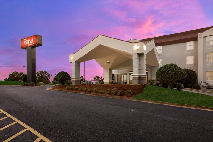 Hotel 4 of 33