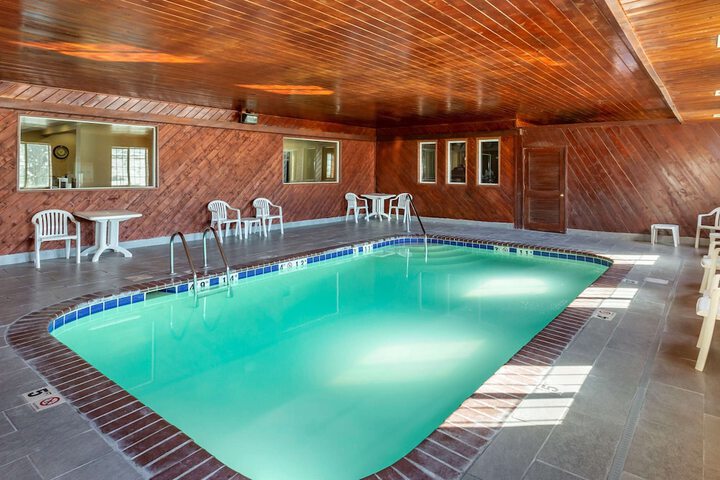 Pool 4 of 30
