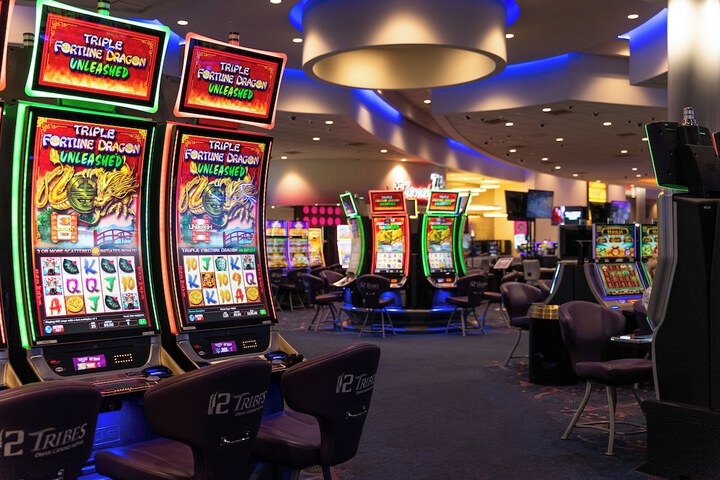 12 Tribes Omak Casino Hotel