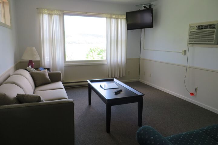 Room 80 of 127