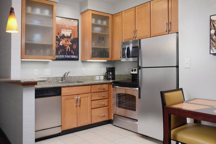 Residence Inn by Marriott Dallas Plano / The Colony