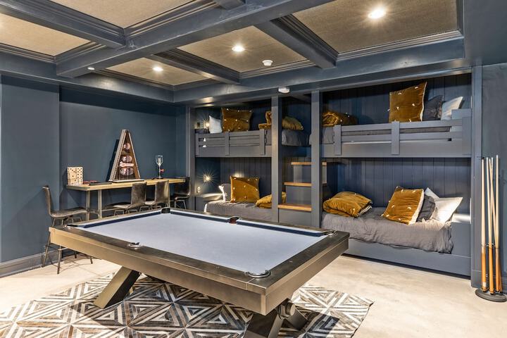 Element 52 Auberge Collection