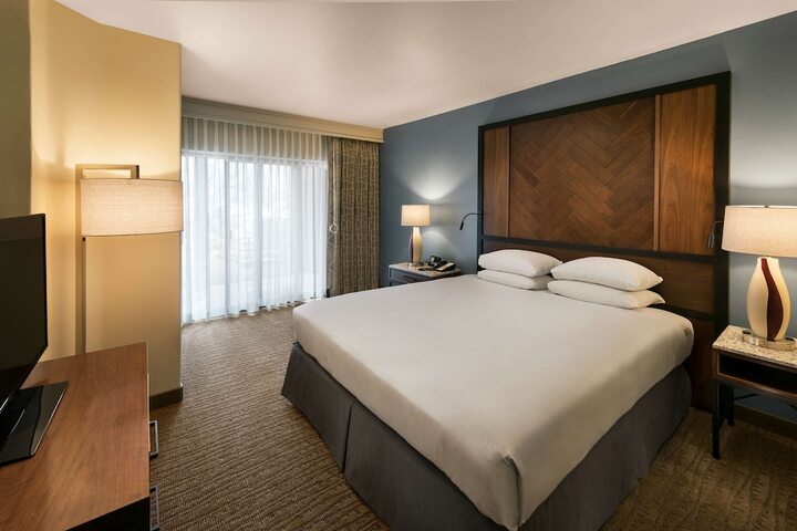 Room 71 of 199