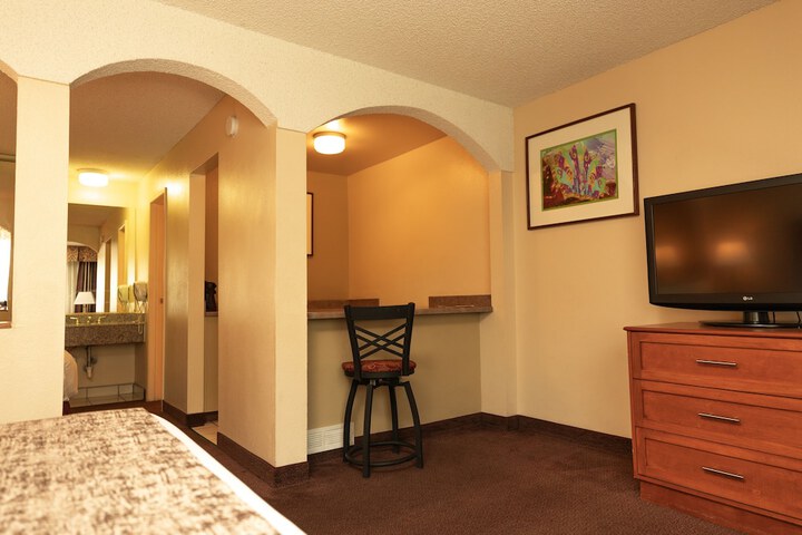 Room 15 of 46