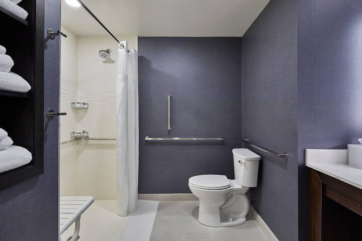 Room 14 of 31