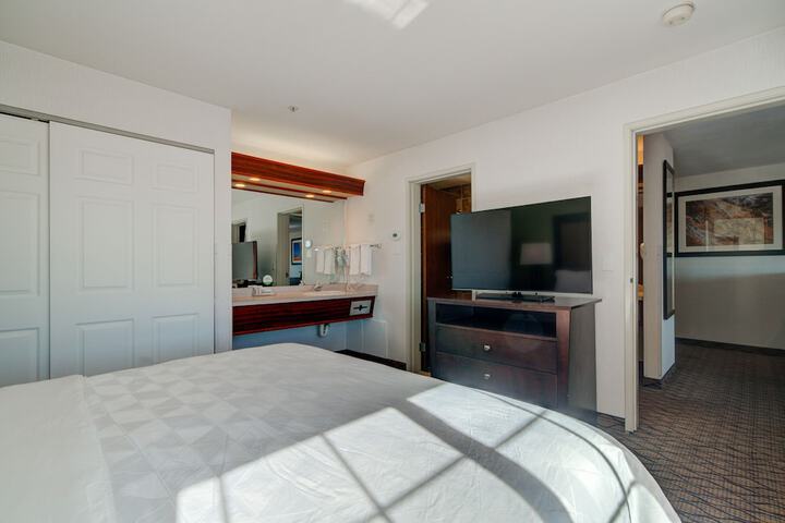 Holiday Inn West Yellowstone by IHG.
