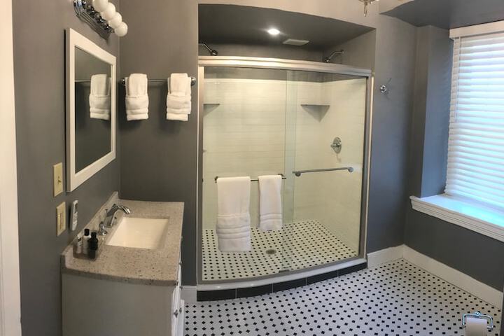 Room 54 of 64