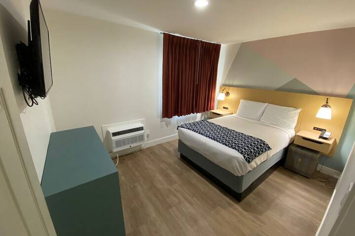 Room 26 of 36