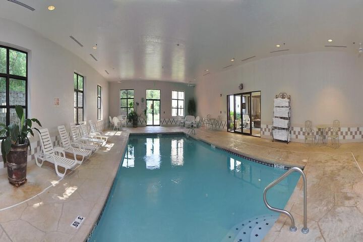 Pool 4 of 39