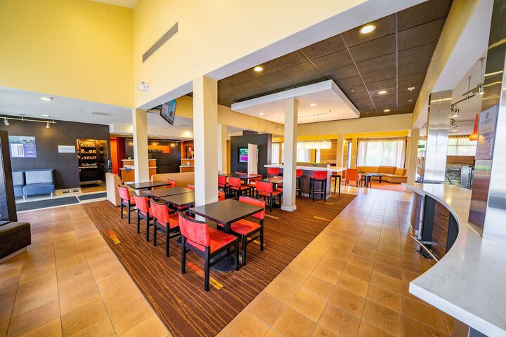 Hotel Interior 16 of 78