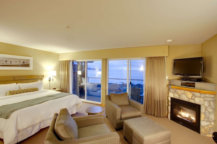 Kingfisher Pacific Resort and Spa