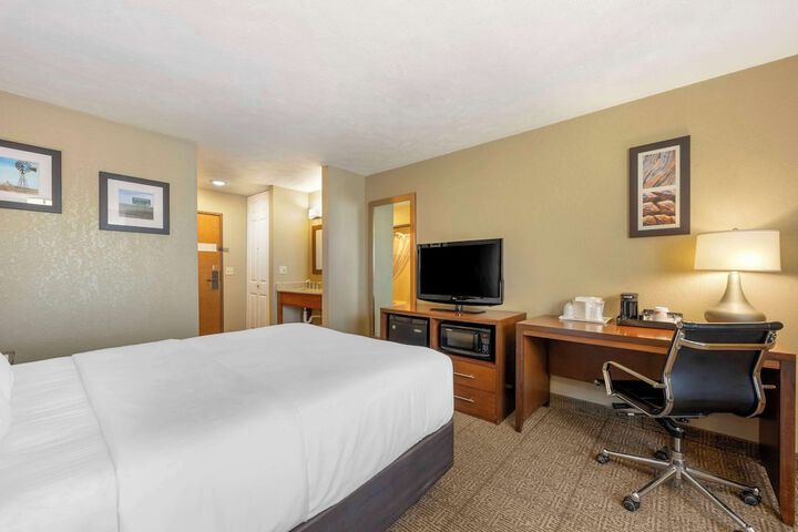 Room 20 of 42