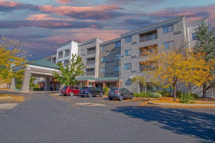 Country Inn & Suites by Radisson Convention Center