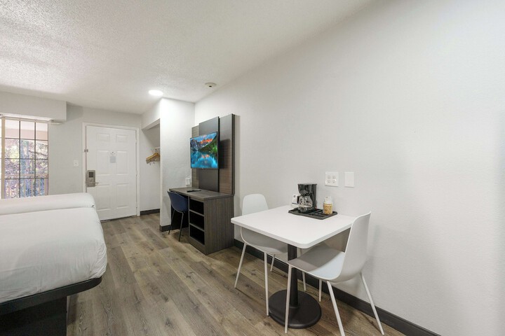 Studio 6 Extended Stay Tucker GA Atlanta Northlake