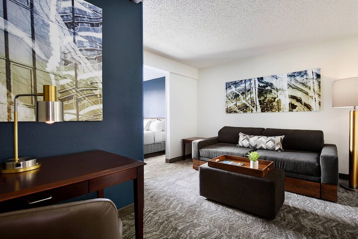 Room 14 of 20