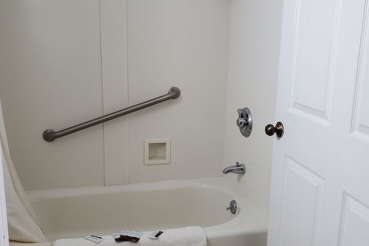 Room 20 of 43