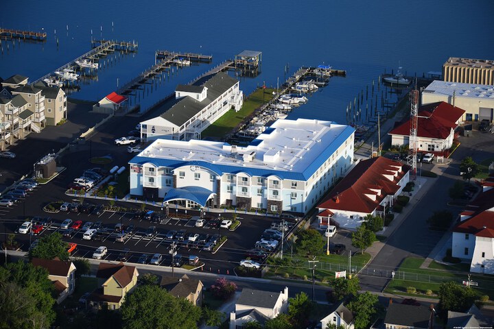 Hotel 11 of 83