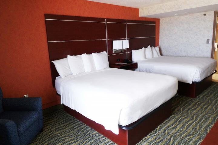 Room 35 of 40