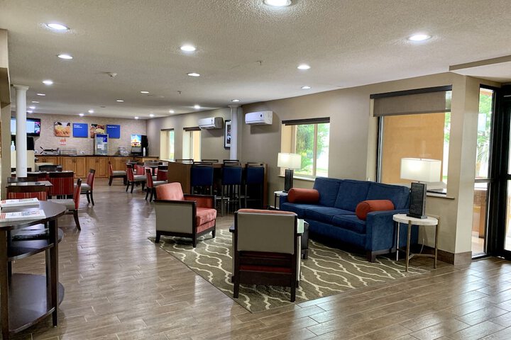 Hotel Interior 6 of 34