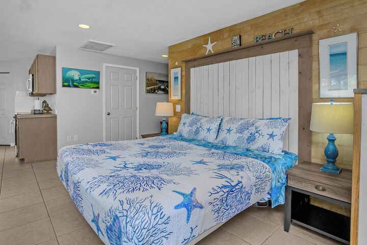 Latitude 26 Waterfront Boutique Resort - Bonita Springs