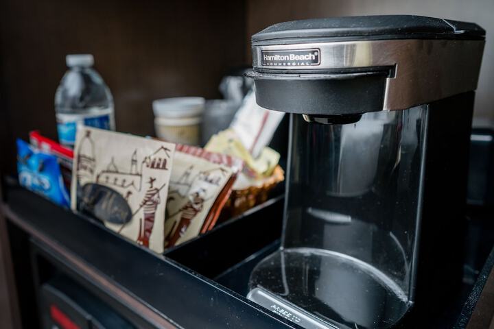 Breakfast/Coffee Service 31 of 37