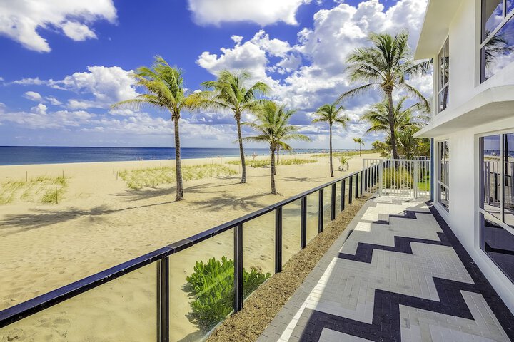 Beach 60 of 77