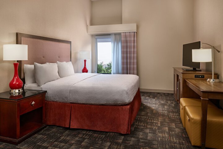 Room 14 of 27