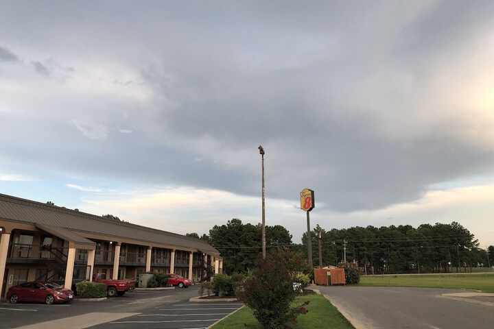 Hotel 2 of 32